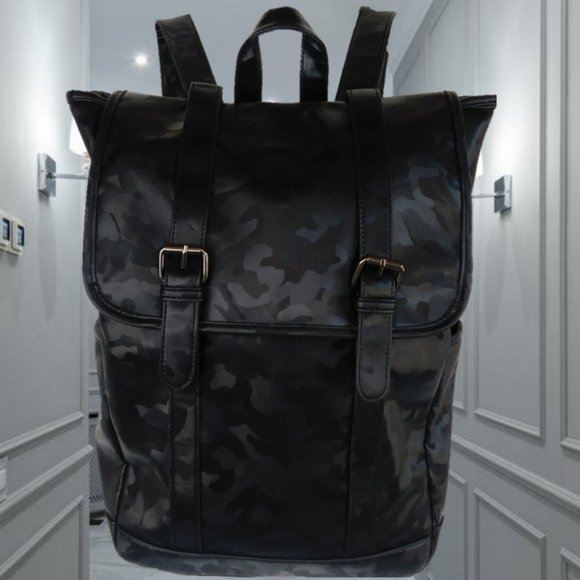 BLACK CAMO BACKPACK NWOT TONE ON TONE bag ruck sack - Picture 1 of 10